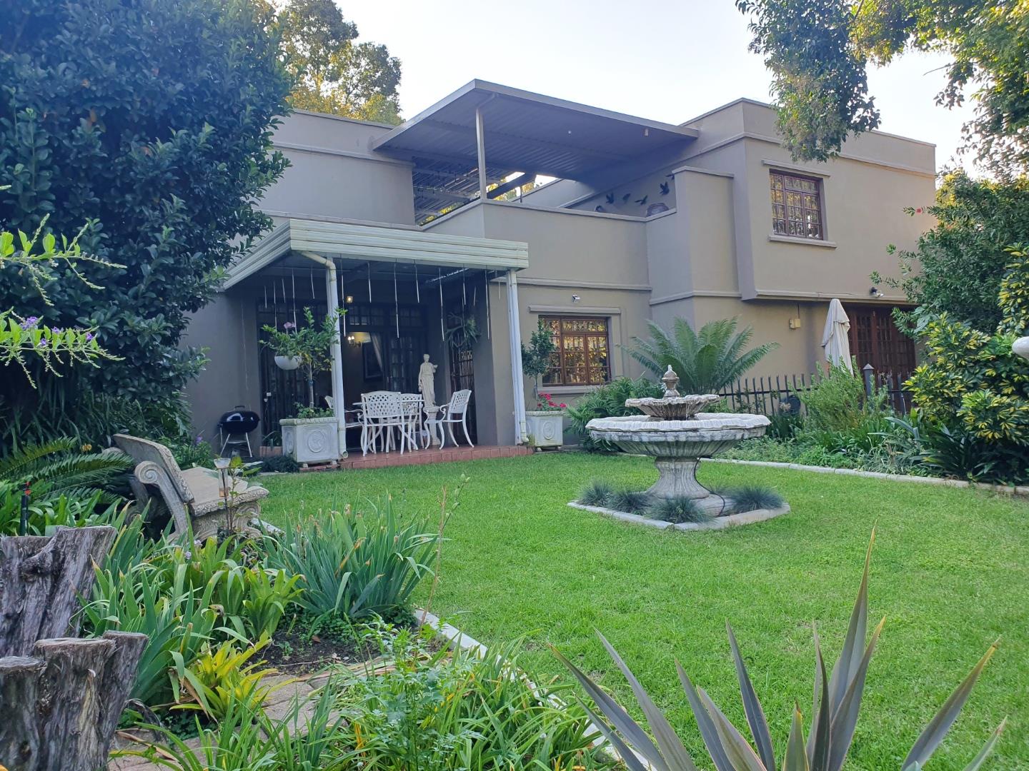 3 Bedroom House for sale in Lynnwood Manor P24114337784