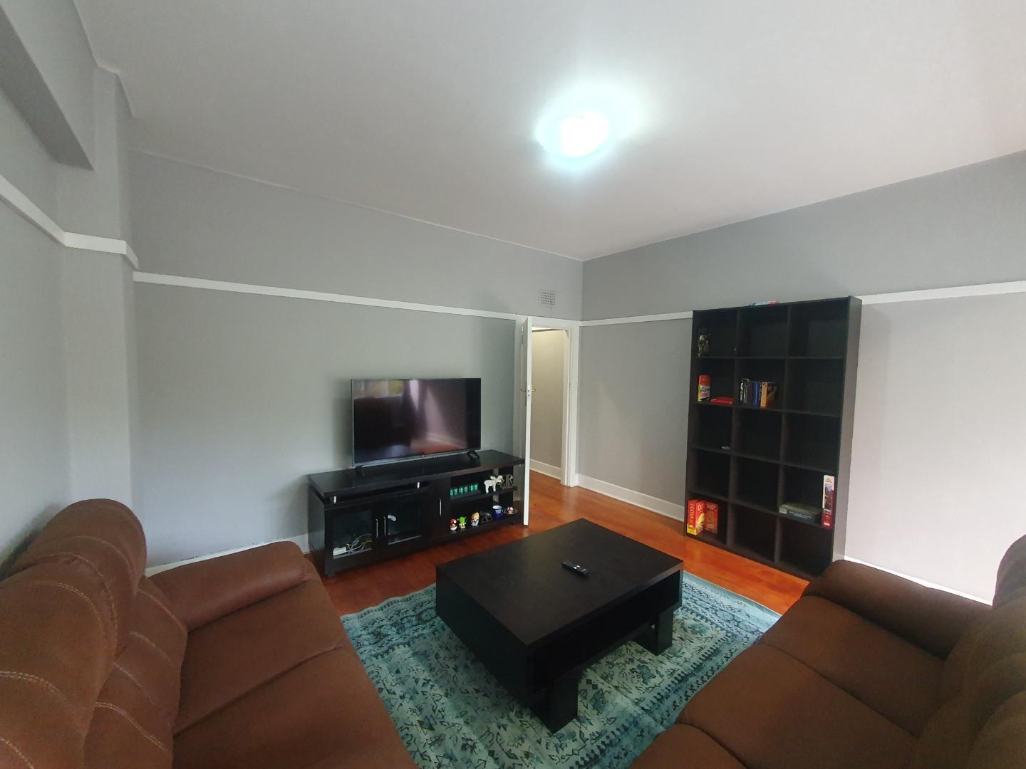 2 Bedroom Apartment / flat for sale in Illovo Illovo Mansions, 7