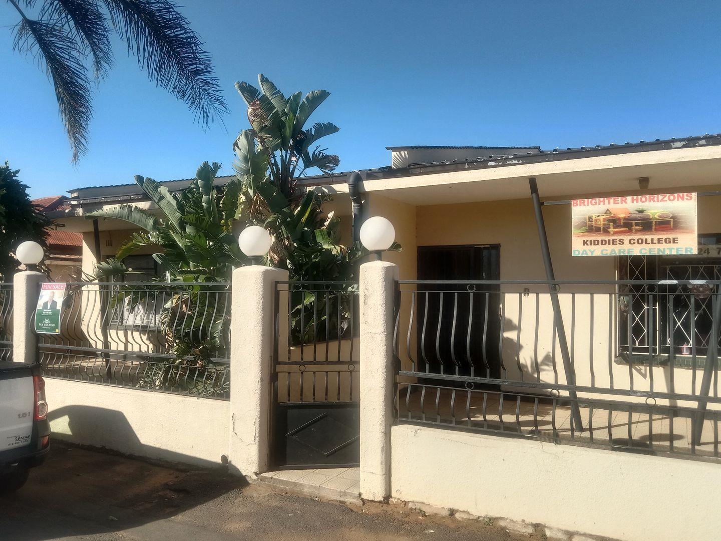 La Rochelle, Johannesburg Property Property and houses for sale in La Rochelle, Johannesburg