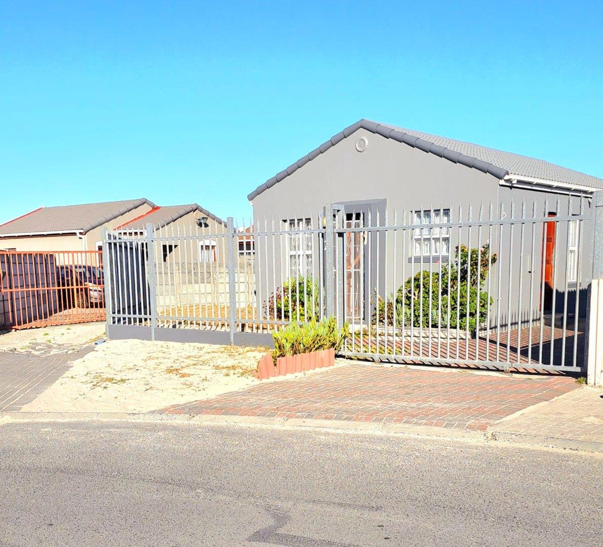 Rondevlei Park Property Houses for sale in Rondevlei Park