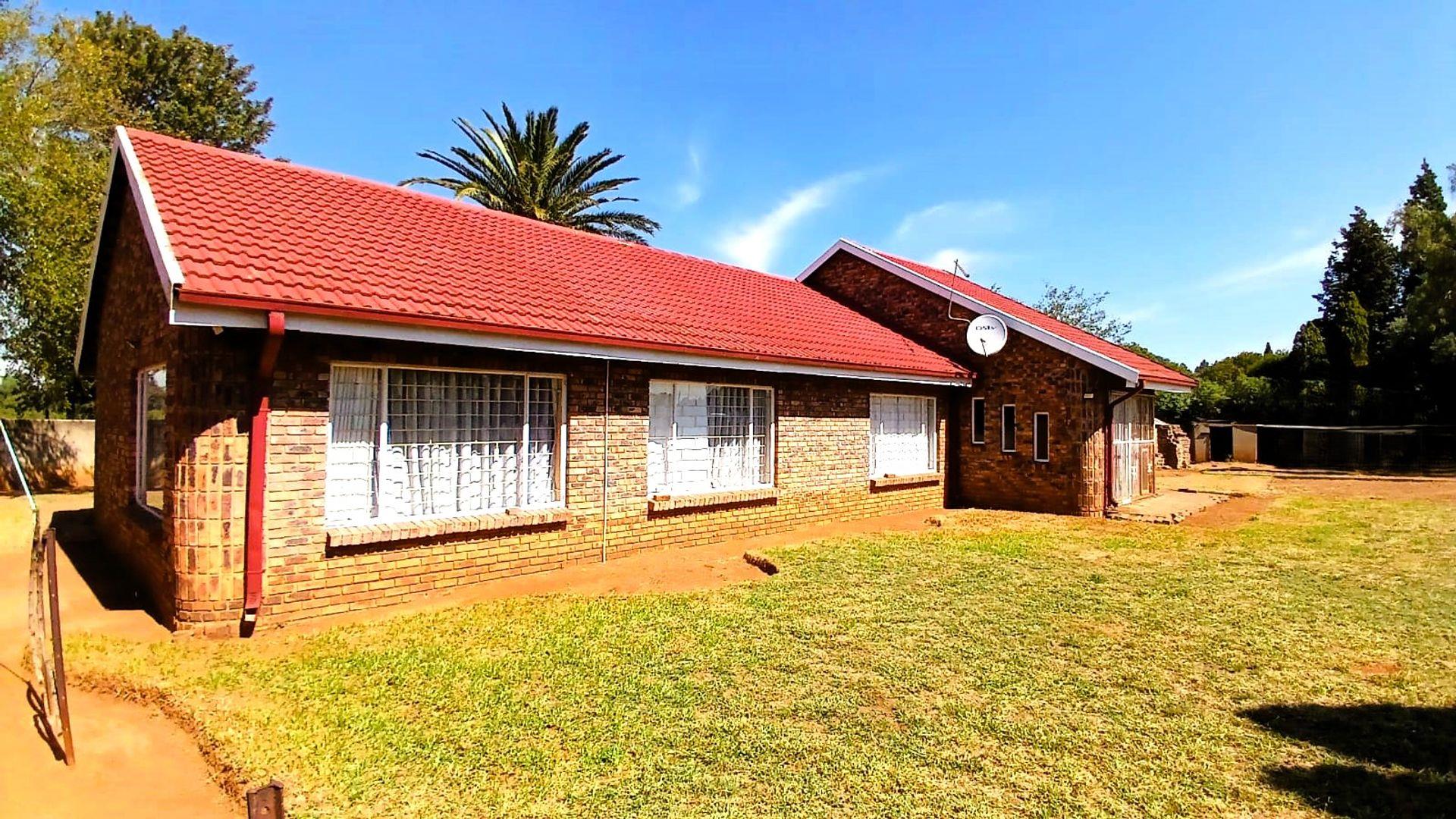 3 Bedroom House for sale in Waldrift P24114339139