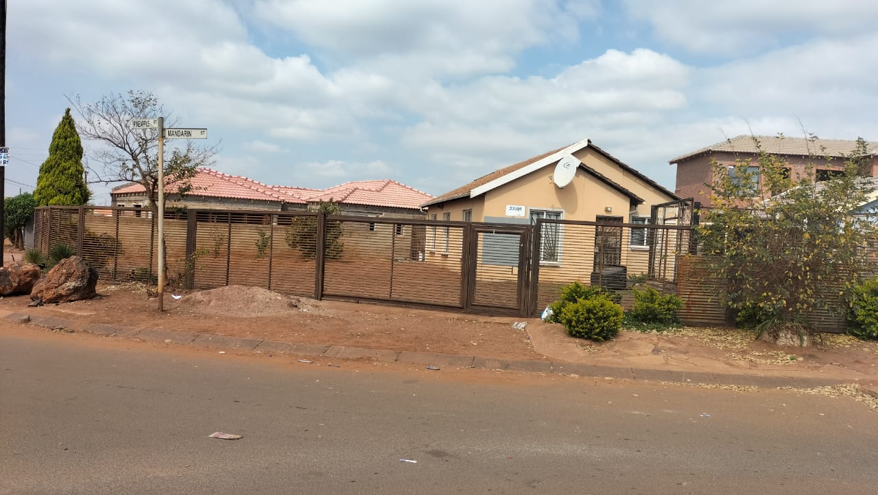 3 Bedroom House to rent in Protea Glen P24114151573