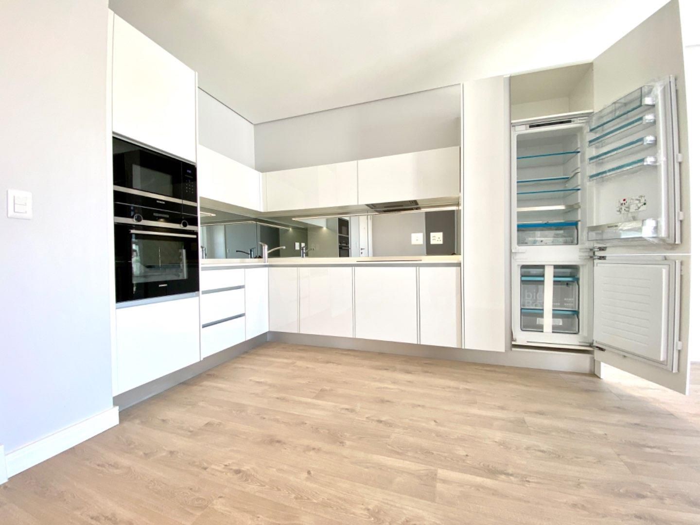 1 Bedroom Apartment / flat for sale in Houghton Estate 204 Tree Tops