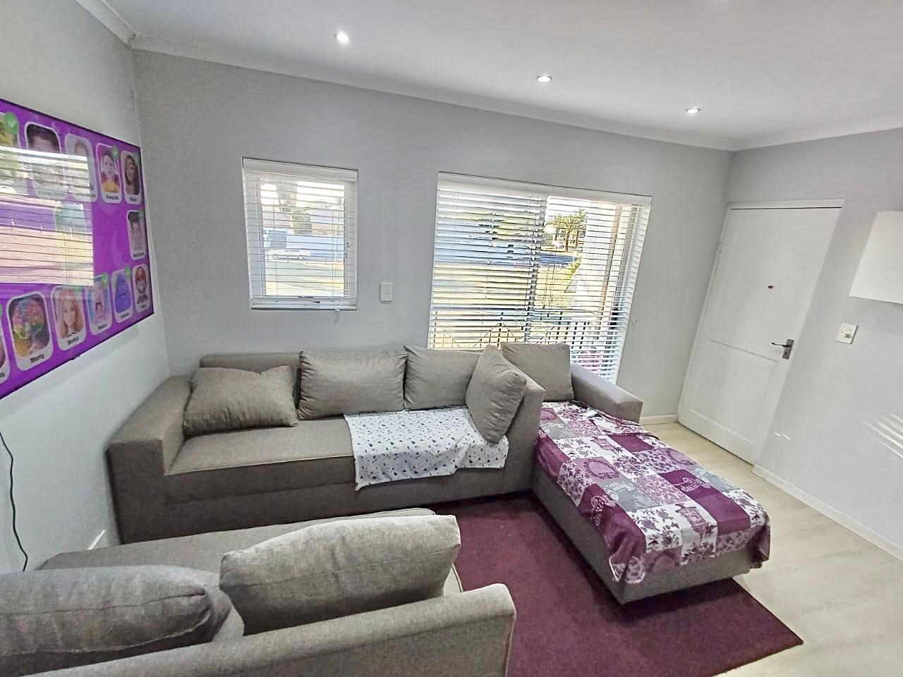 Apartments / flats for sale in Goodwood Goodwood Property