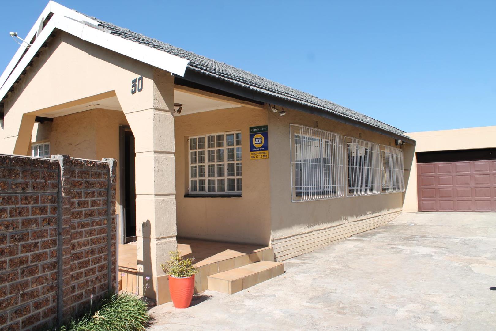 3 Bedroom House for sale in Klopperpark 30 Kuns Street P24114341894