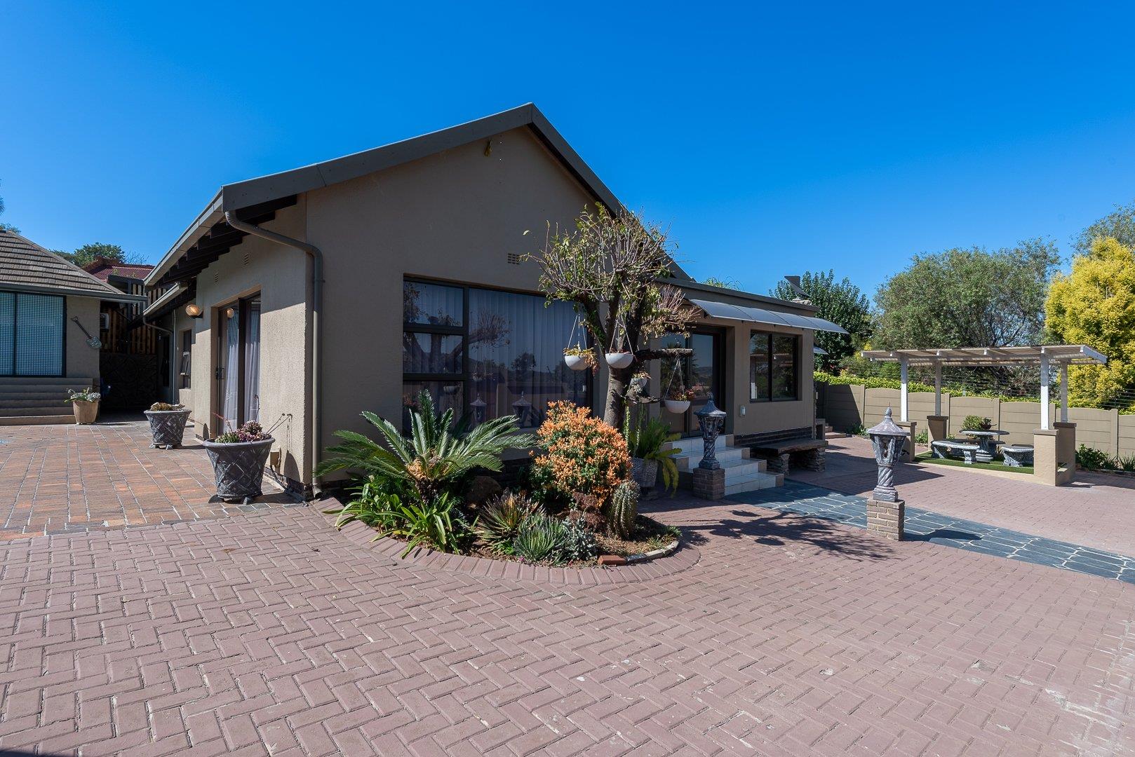 Mulbarton Property Property and houses for sale in Mulbarton