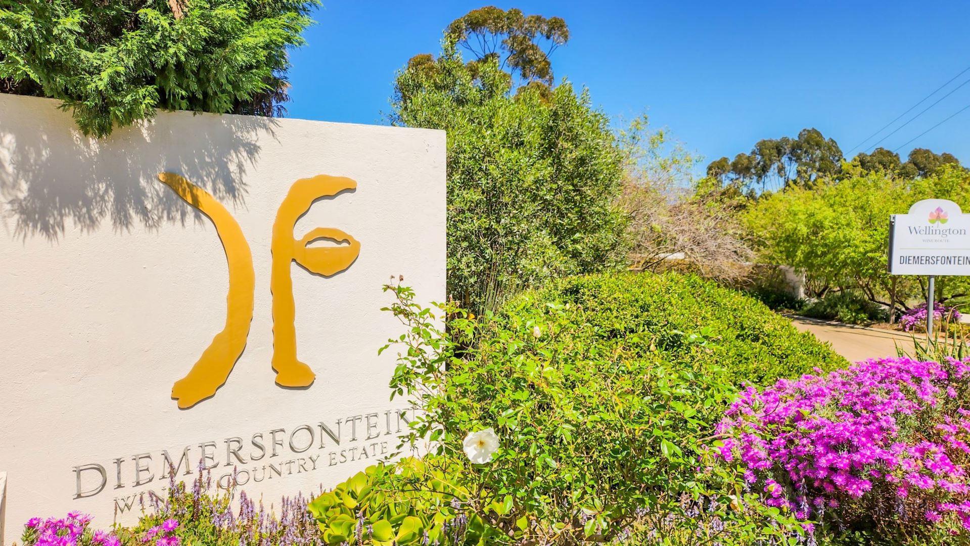 2 Bedroom House for sale in Diemersfontein Wine and Country Estate