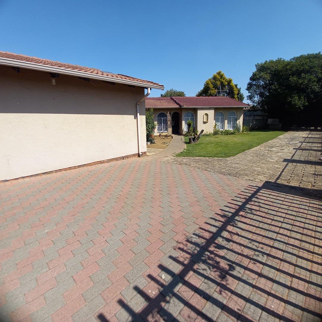 Huntingdon Property Property and houses for sale in Huntingdon