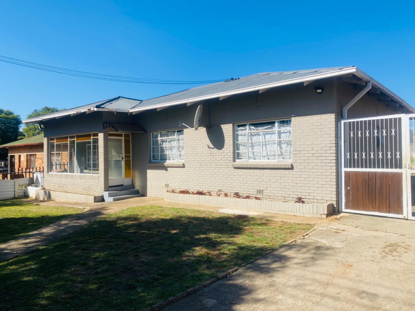 4 Bedroom House to rent in Elsburg P24114345645