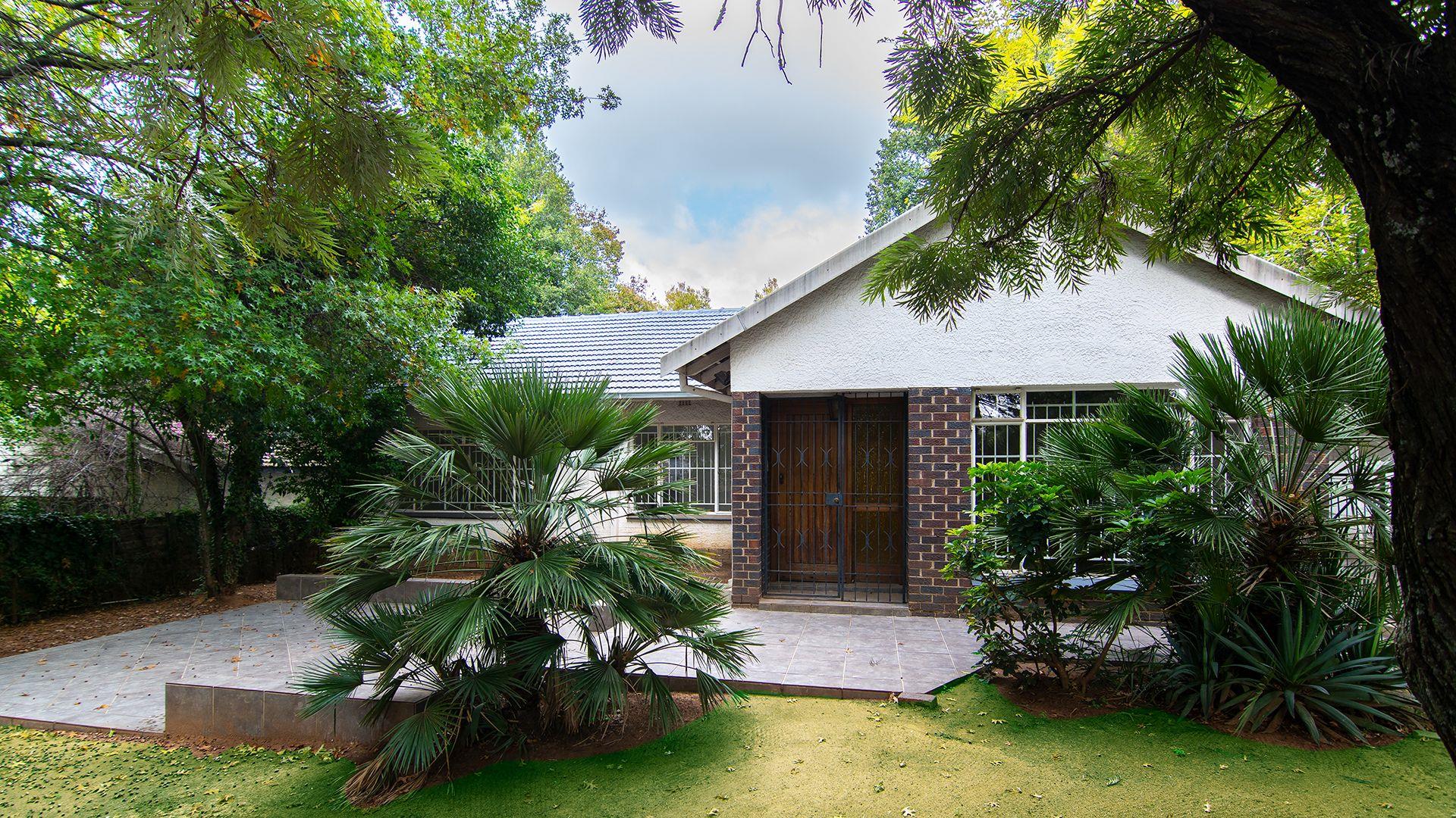 3 Bedroom House for sale in Blairgowrie P24114346262