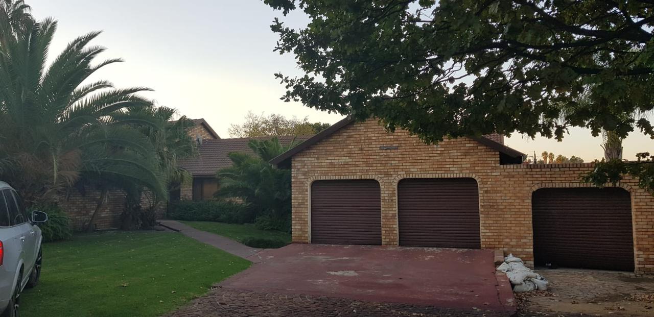 Van Riebeeck Park, Kempton Park Property Houses to rent in Van