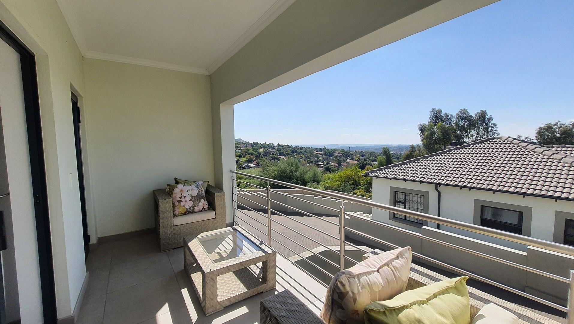 4 Bedroom Townhouse for sale in Allen's Nek P24114348575