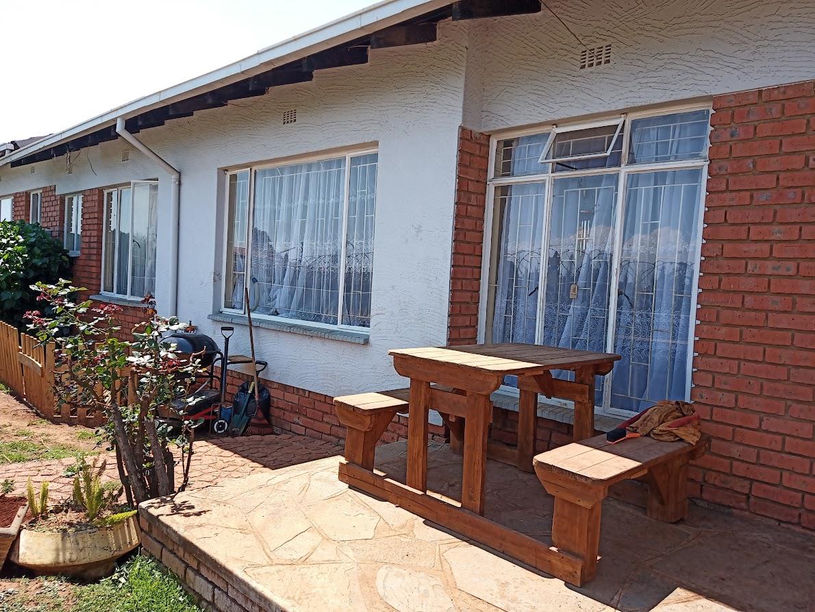 3 Bedroom House to rent in Dersley P24112442000