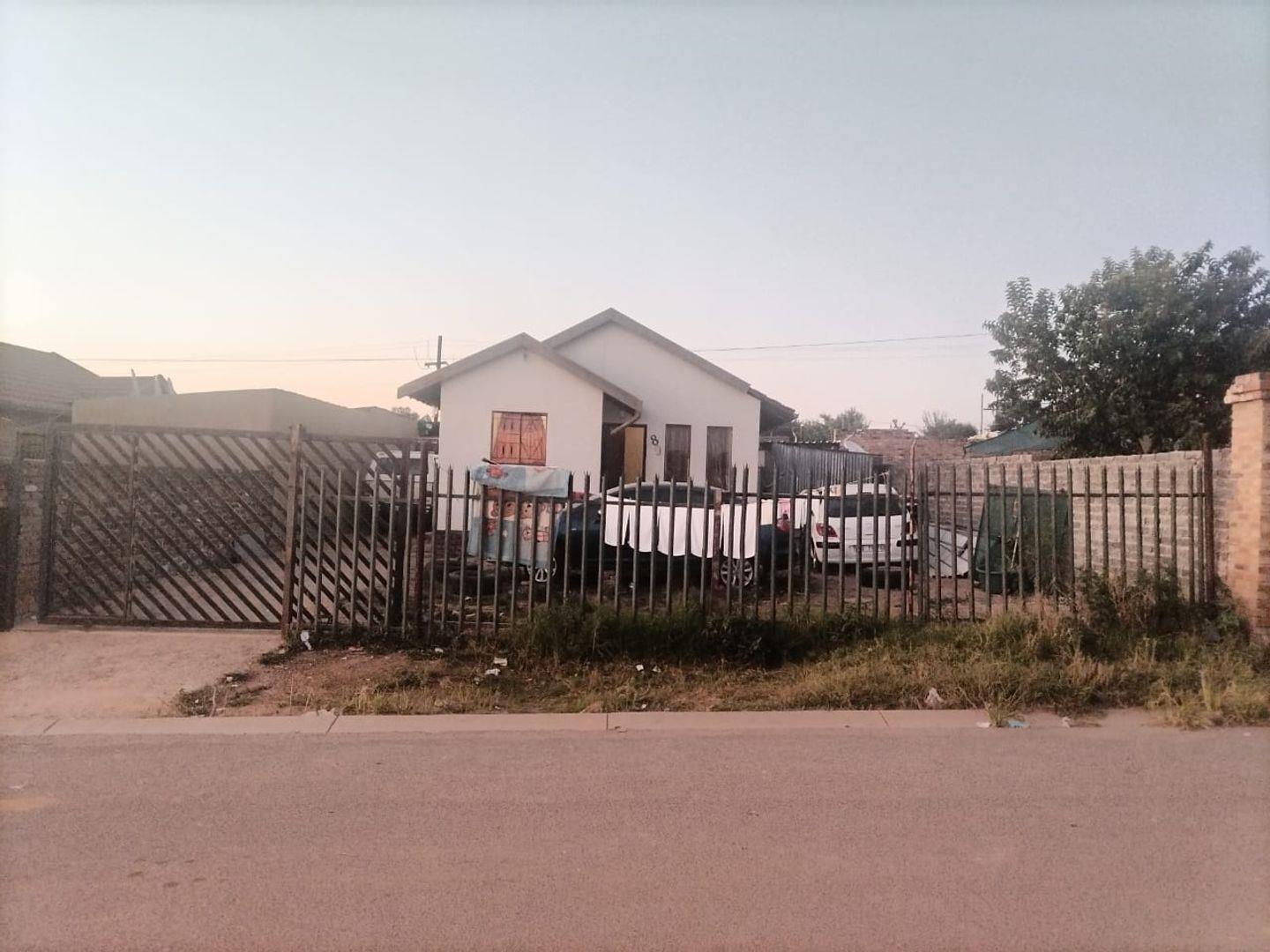 Diepsloot Property Houses for sale in Diepsloot