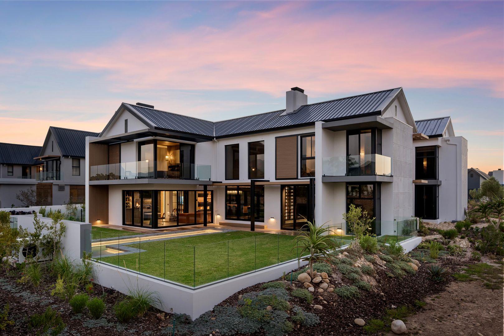 Val De Vie Estate Property Property and houses for sale in Val De Vie Estate