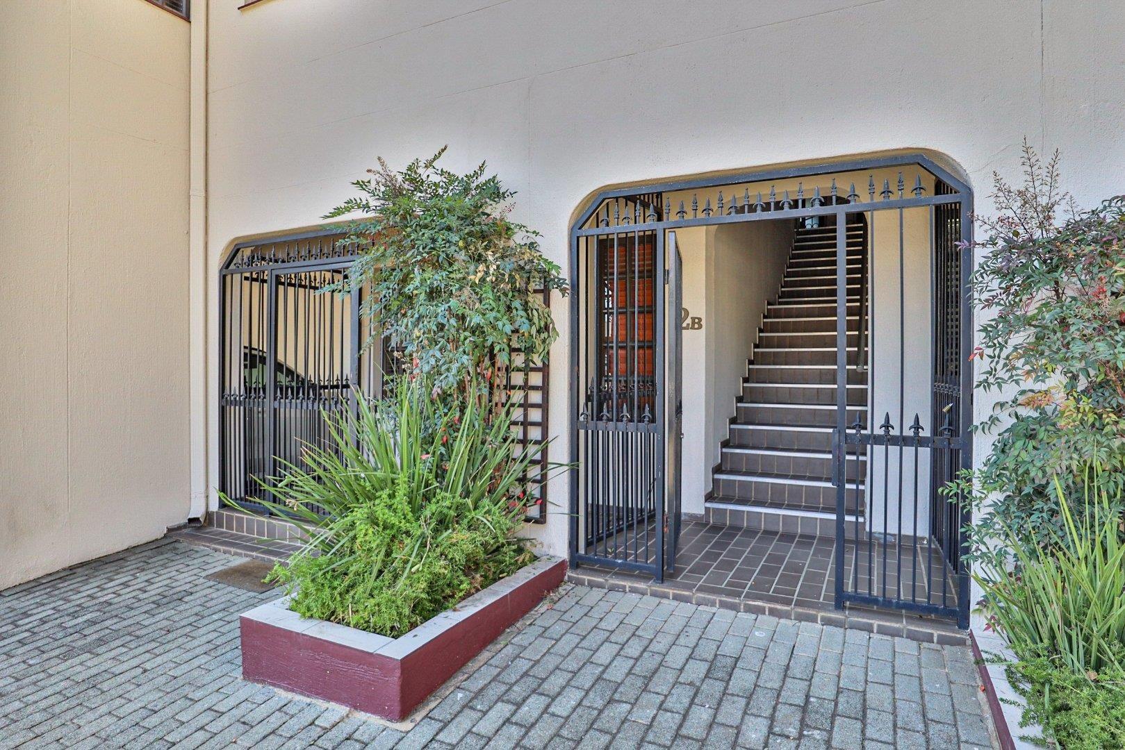 Commercial property for sale in Bedfordview P24111483635