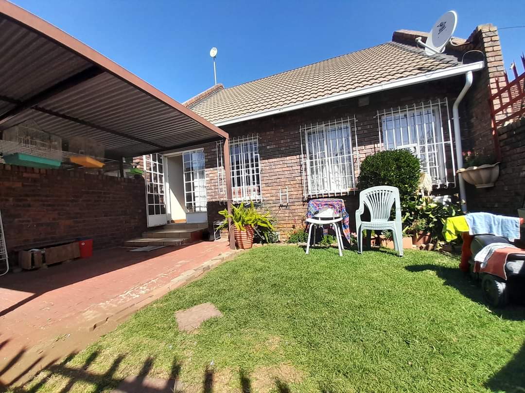 2 Bedroom Apartment / flat for sale in Forest Hill P24114351790