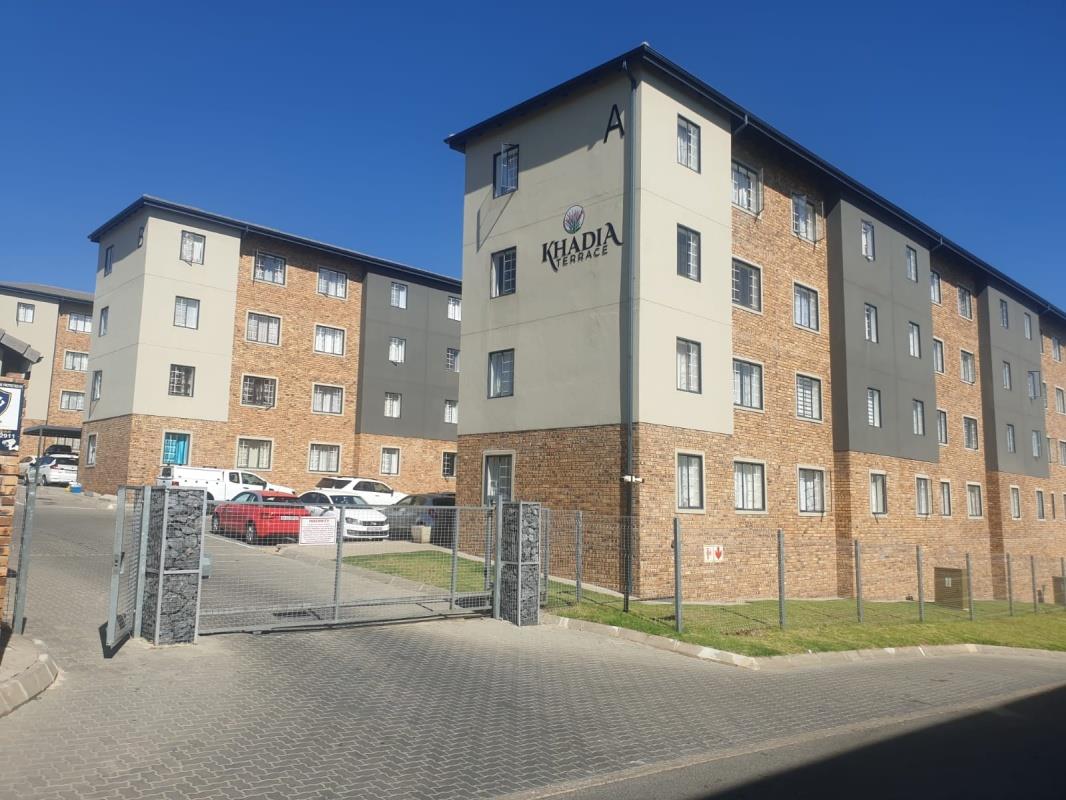 2 Bedroom Apartment / flat for sale in South Hills 1 Spiderhead Road