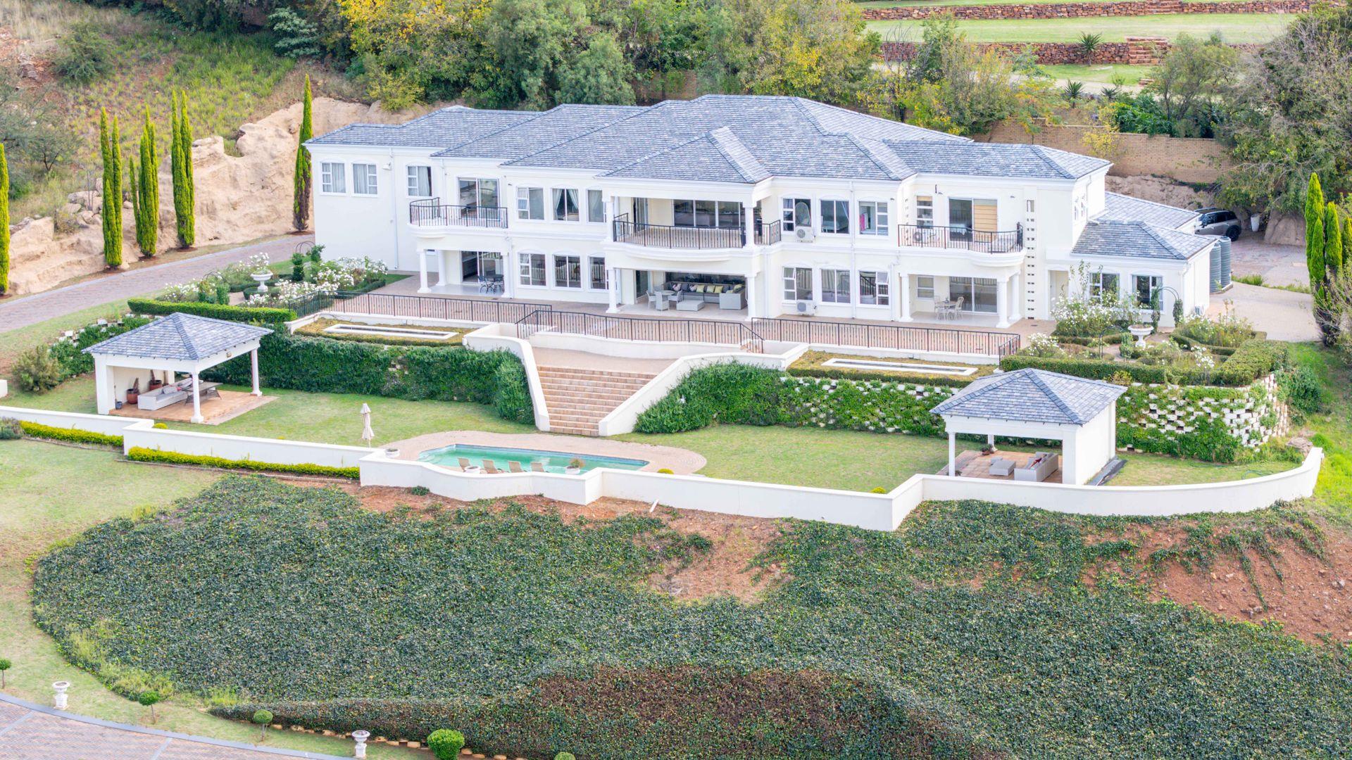 6 Bedroom House for sale in Cornwall Hill P24114268522