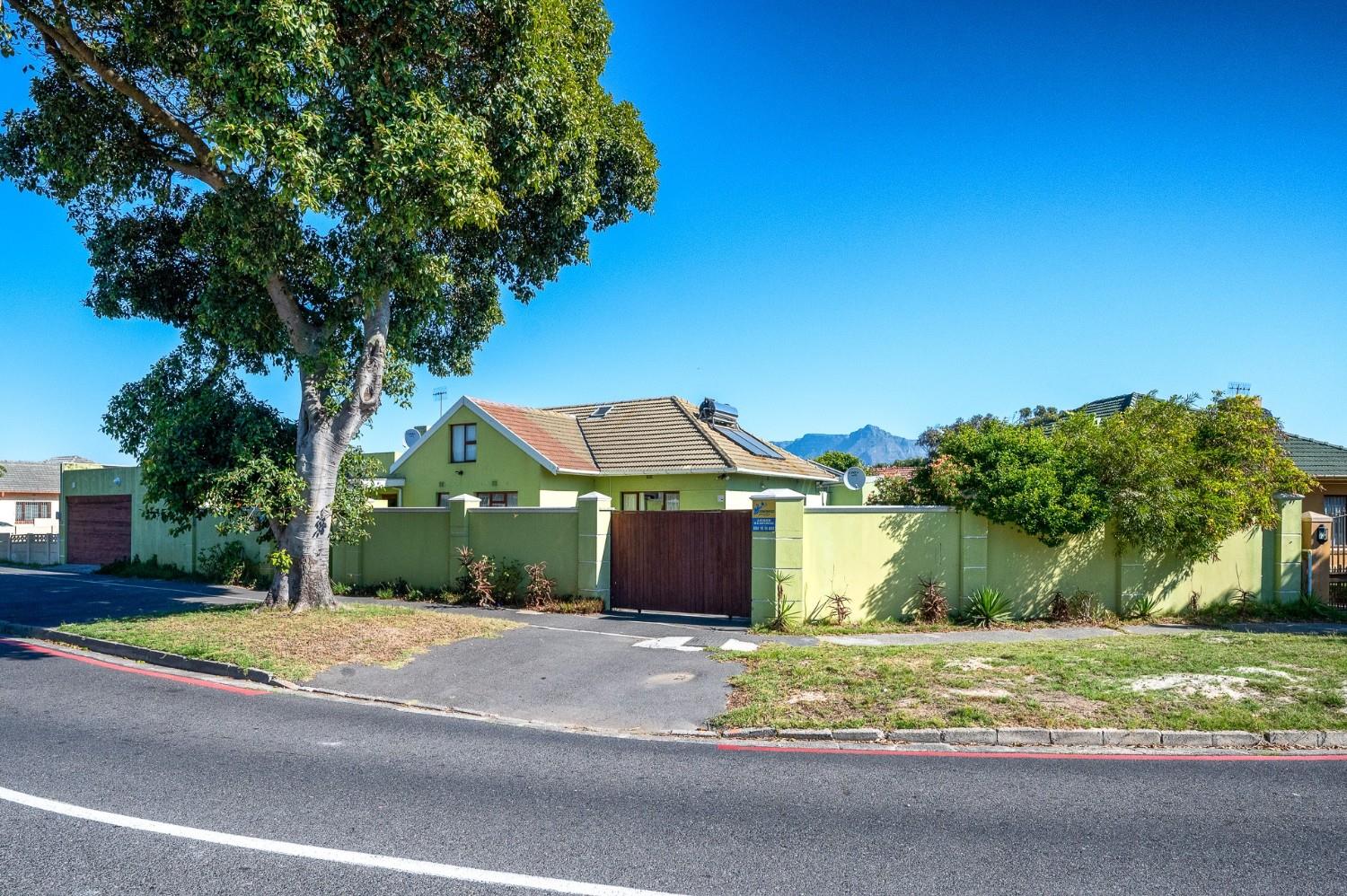 9 Bedroom House for sale in Thornton P24114353245