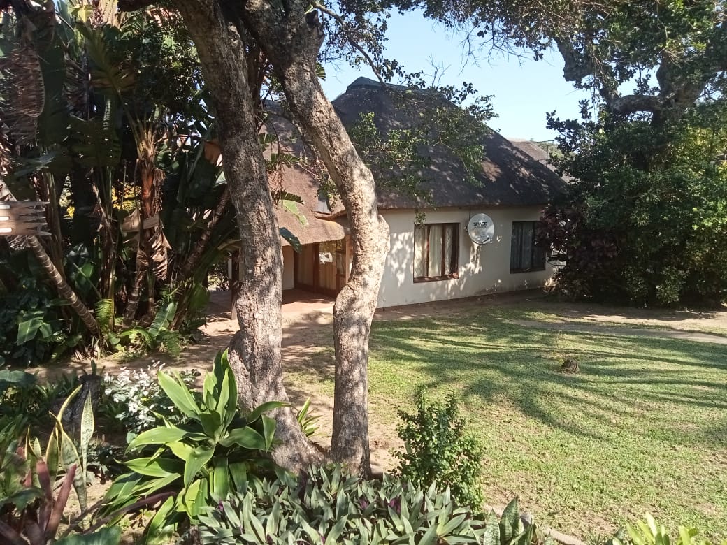 2 Bedroom Townhouse for sale in Mtwalume 9 Inyanga P24114354328