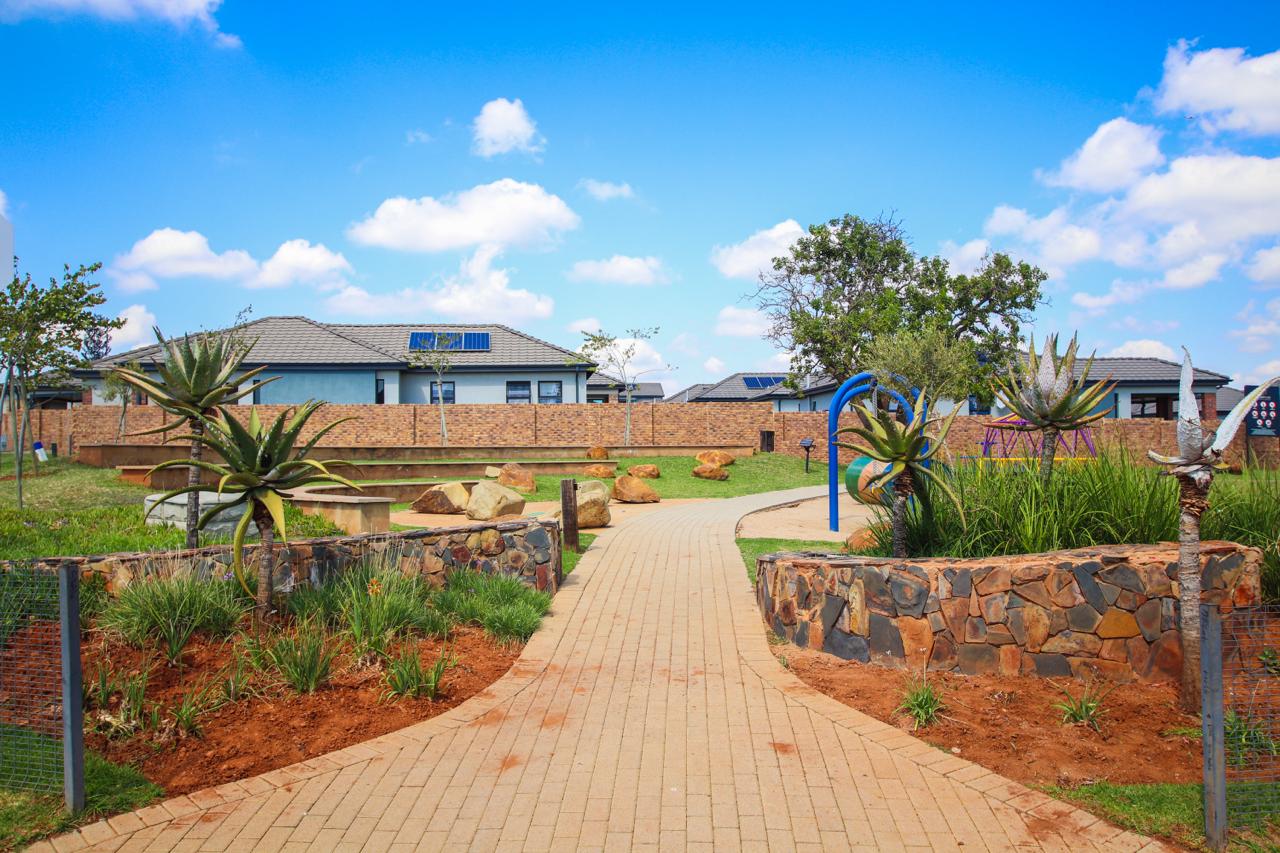 3 Bedroom House for sale in Lion Pride Urgent Sale Lion Pride Estate