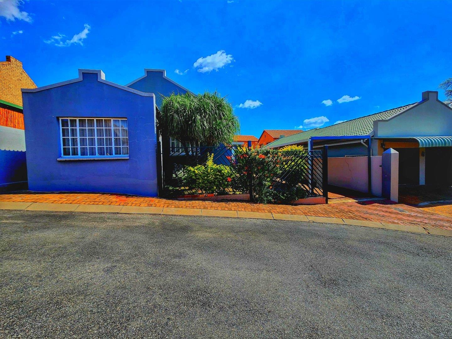 2 Bedroom House for sale in Chancliff Ridge 5 Franschoek Estate, 7