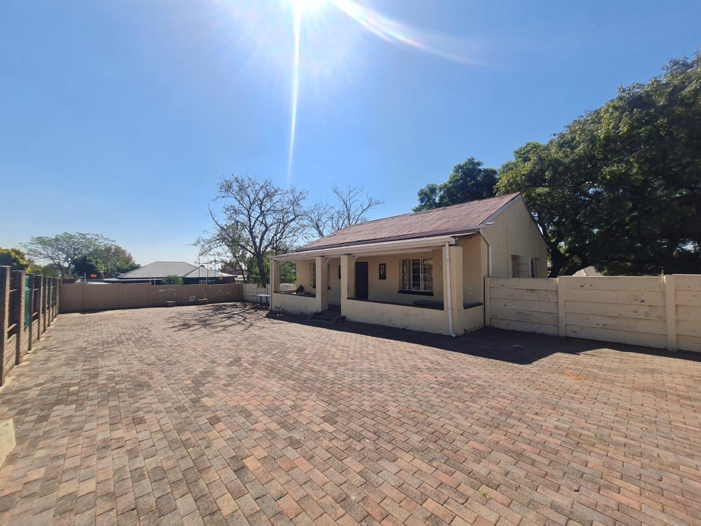 3 Bedroom House for sale in Edenvale Central 65 Voortrekker Avenue