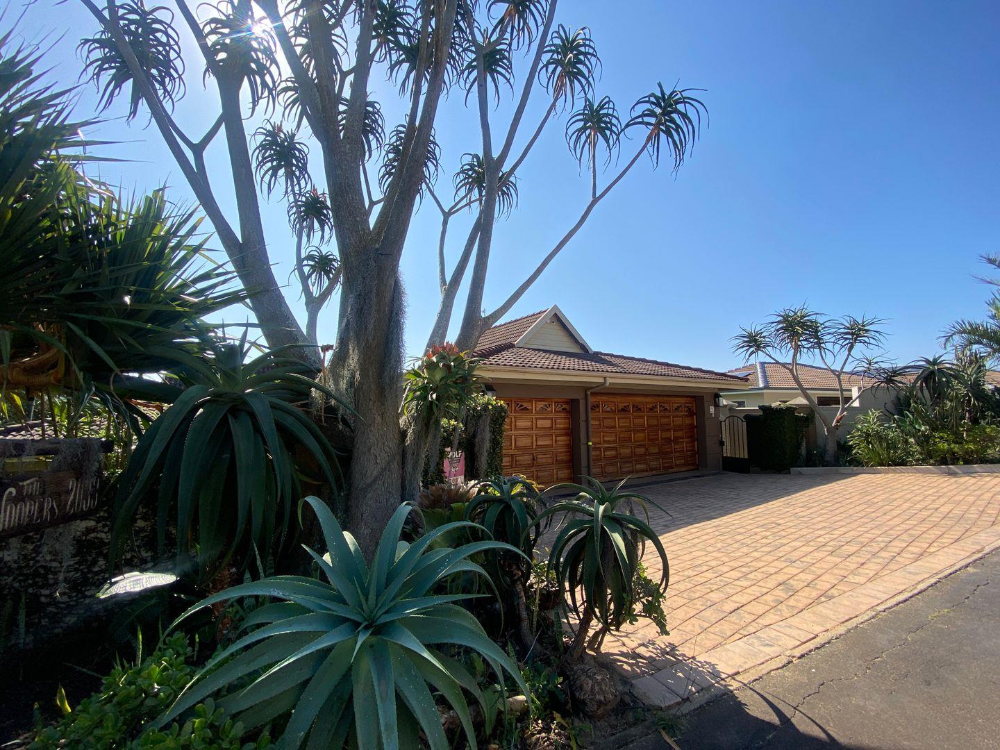 4 Bedroom House for sale in Shelly Beach P24114356888