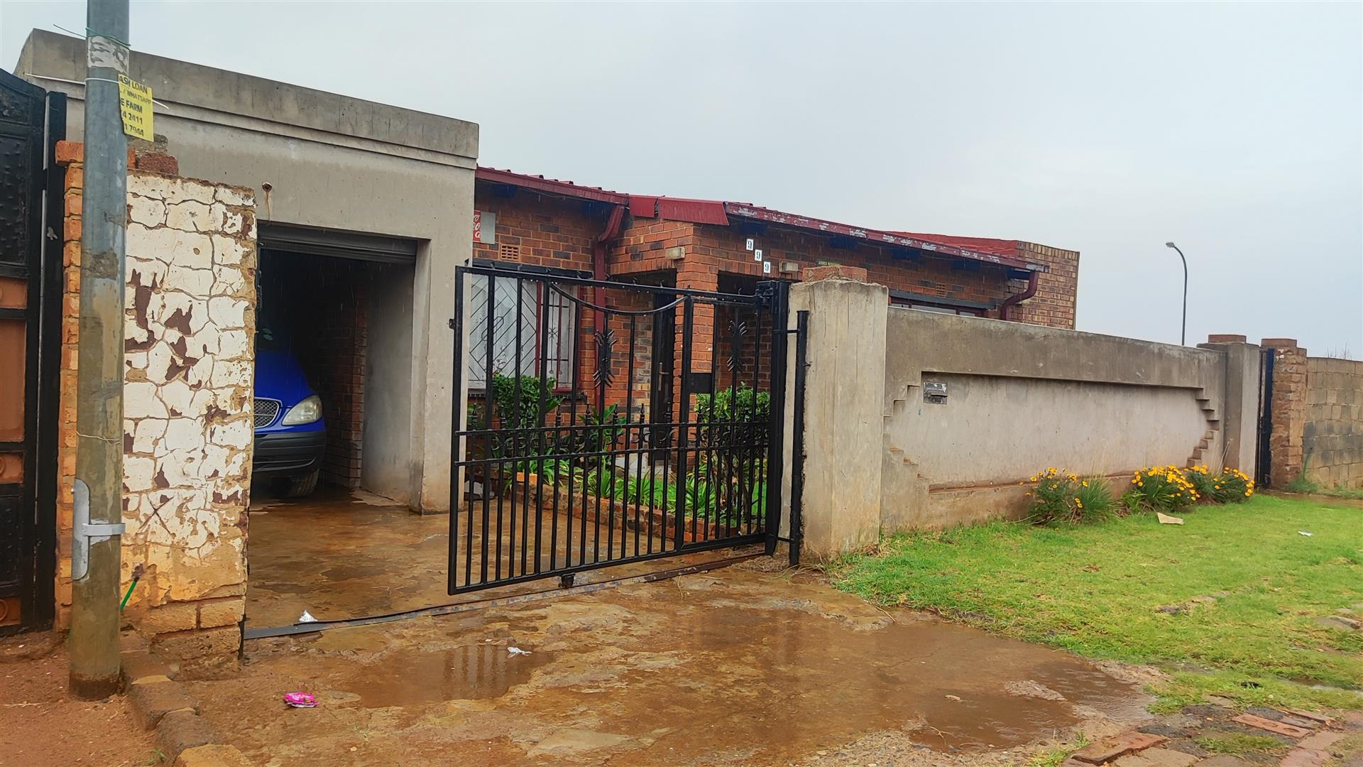 3 Bedroom House for sale in Lakeside P24114358308