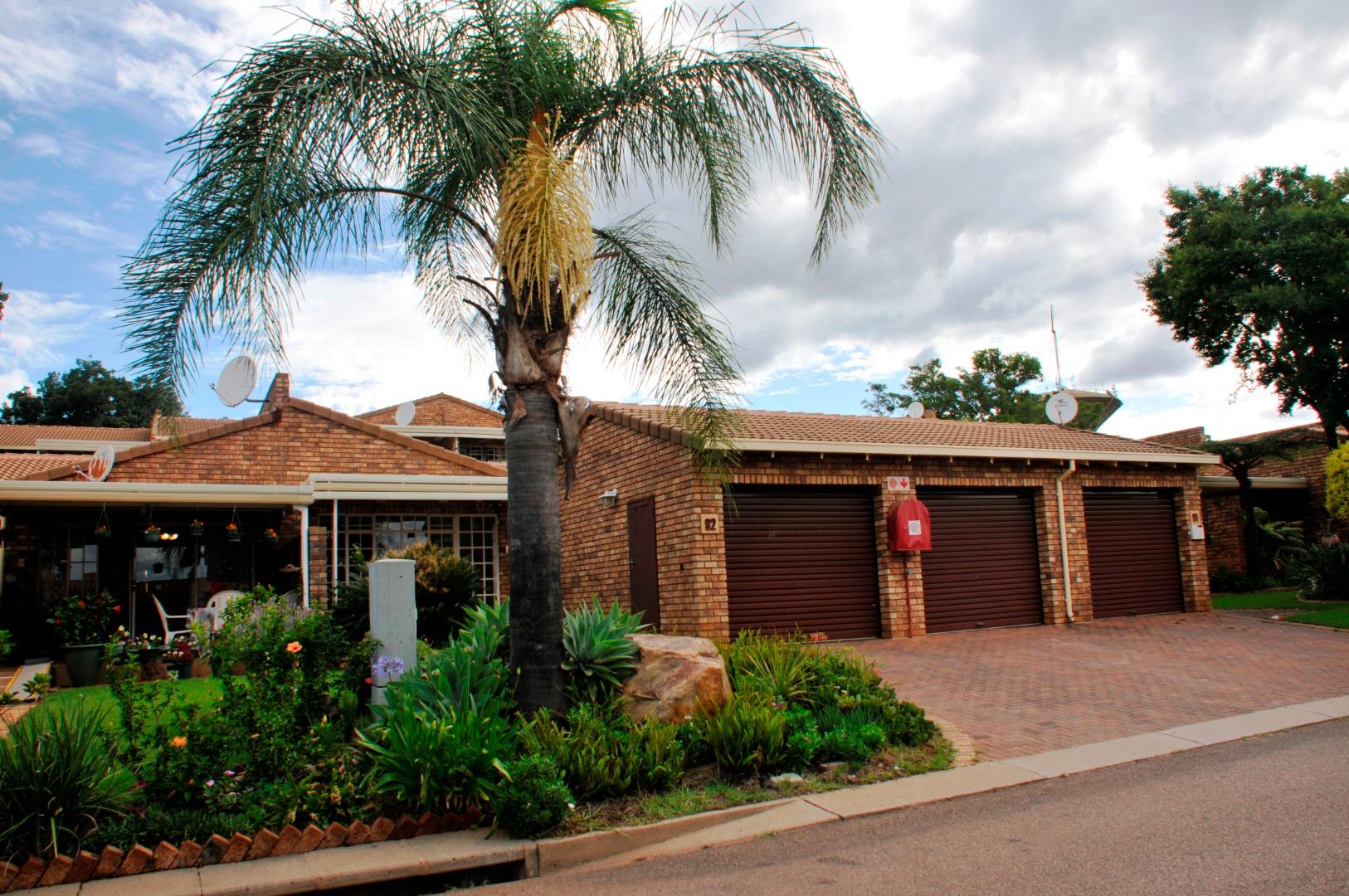 2 Bedroom Townhouse for sale in Brummeria Brummeria Renaissance