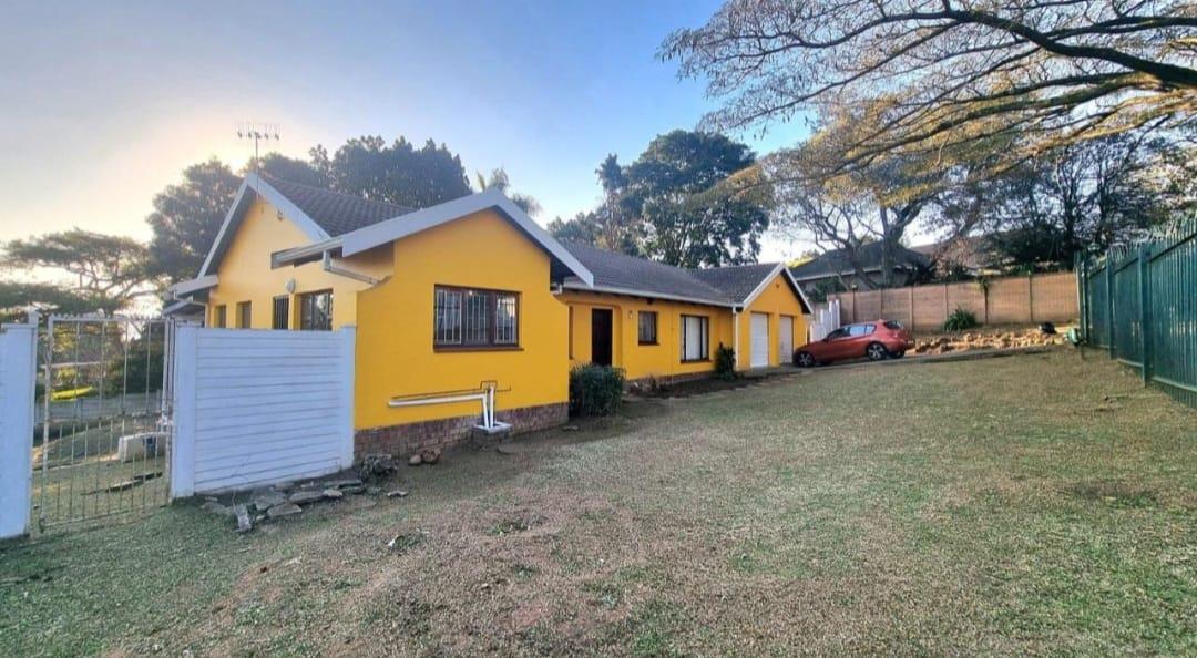 3 Bedroom House for sale in Cleland P24114359143