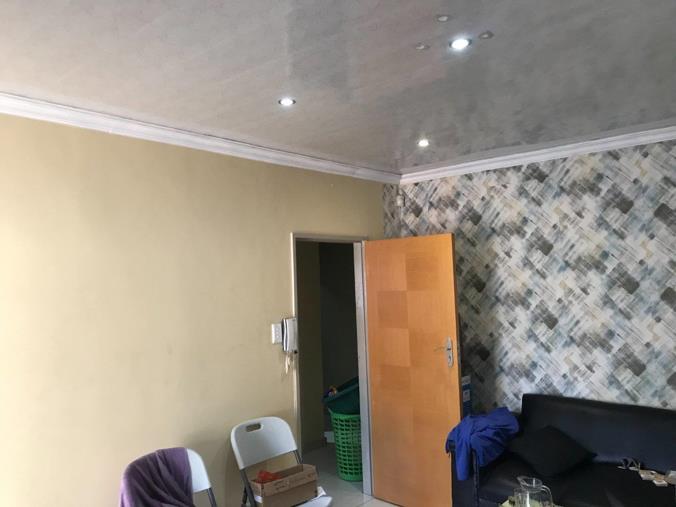 8 Bedroom House for Sale in Lenasia Ext 5