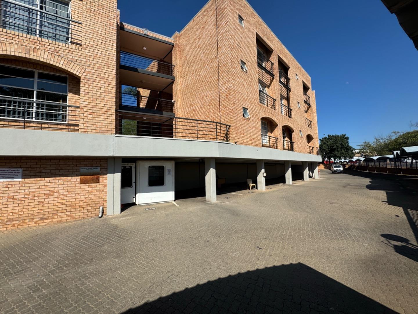 2 Bedroom Apartment / flat for sale in Hillcrest P24114362283