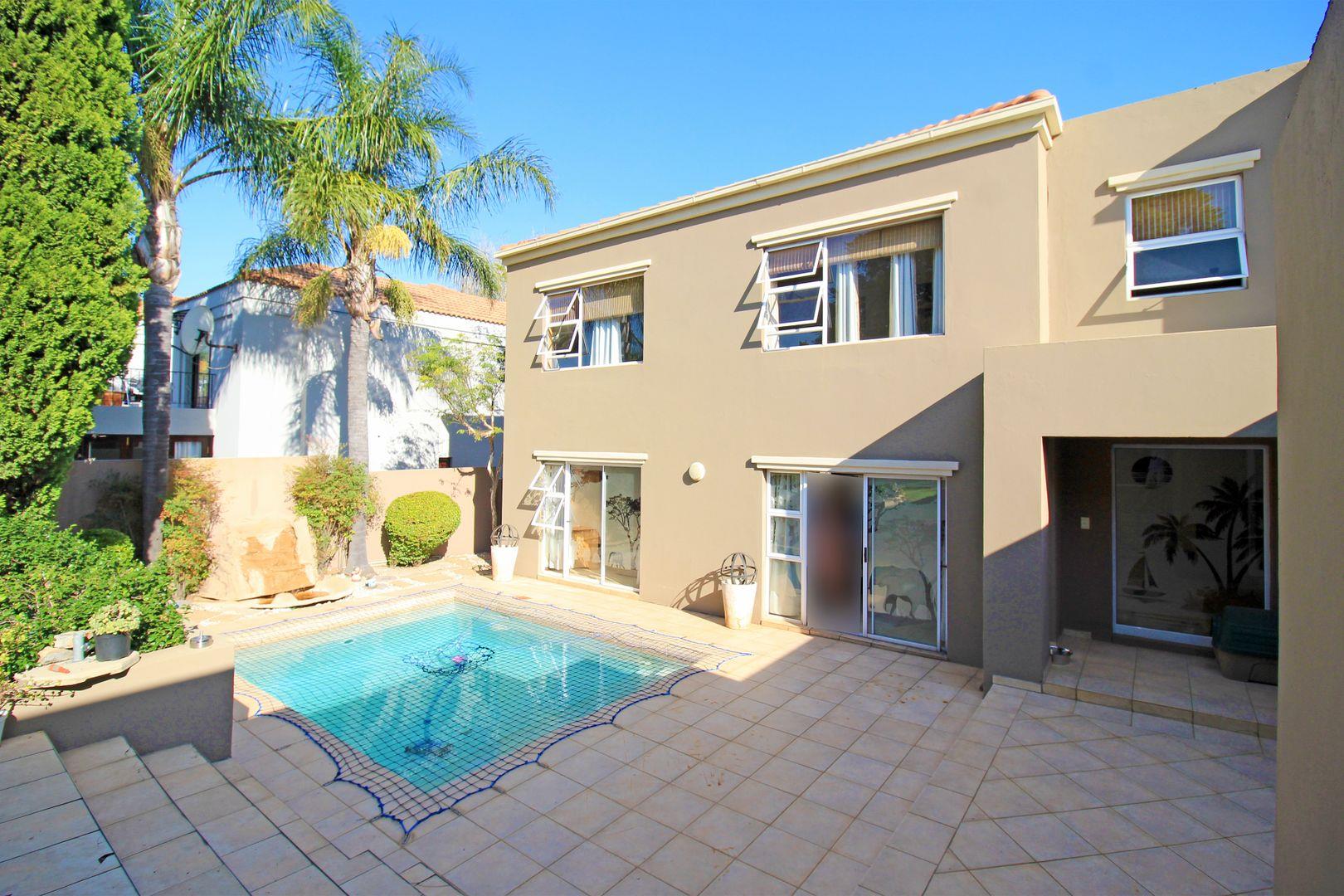 3 Bedroom House for sale in Kyalami Estate P24114362880