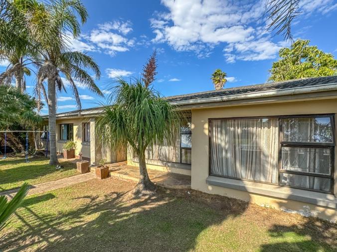 4 Bedroom House for Sale in Rowallan Park