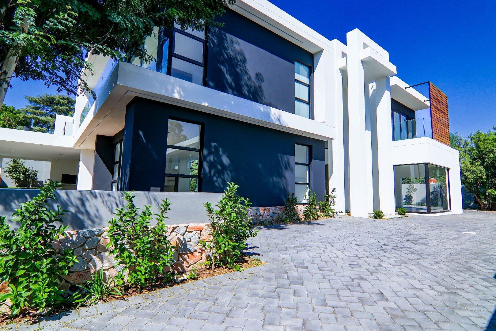 Bryanston East Property Houses for sale in Bryanston East