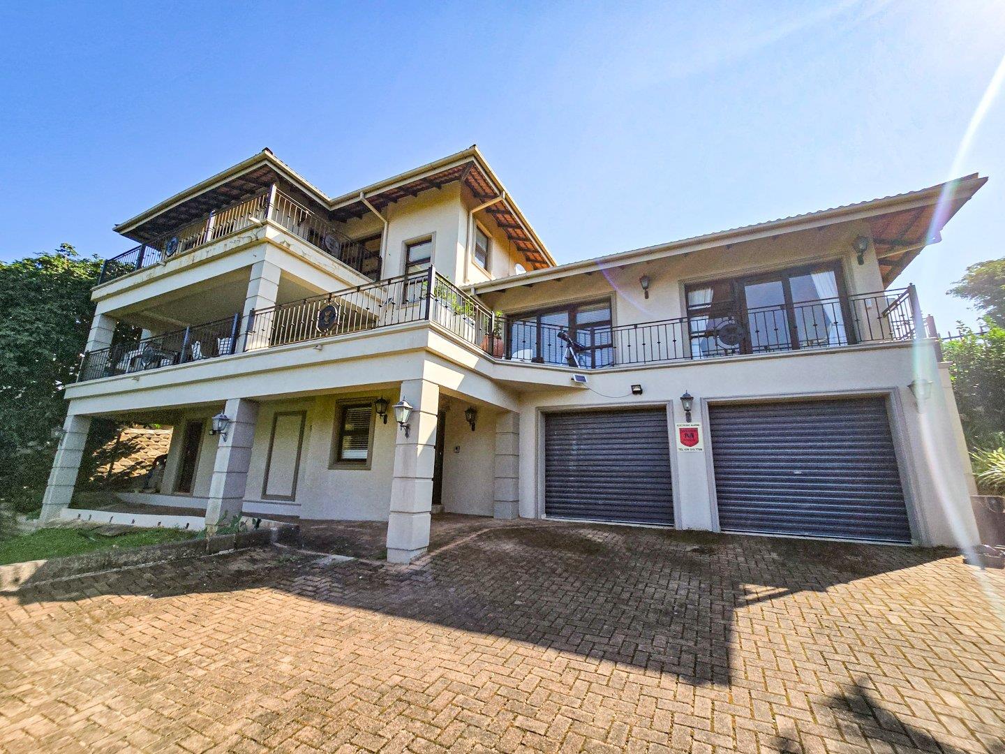 4 Bedroom House for sale in Southbroom P24114364907