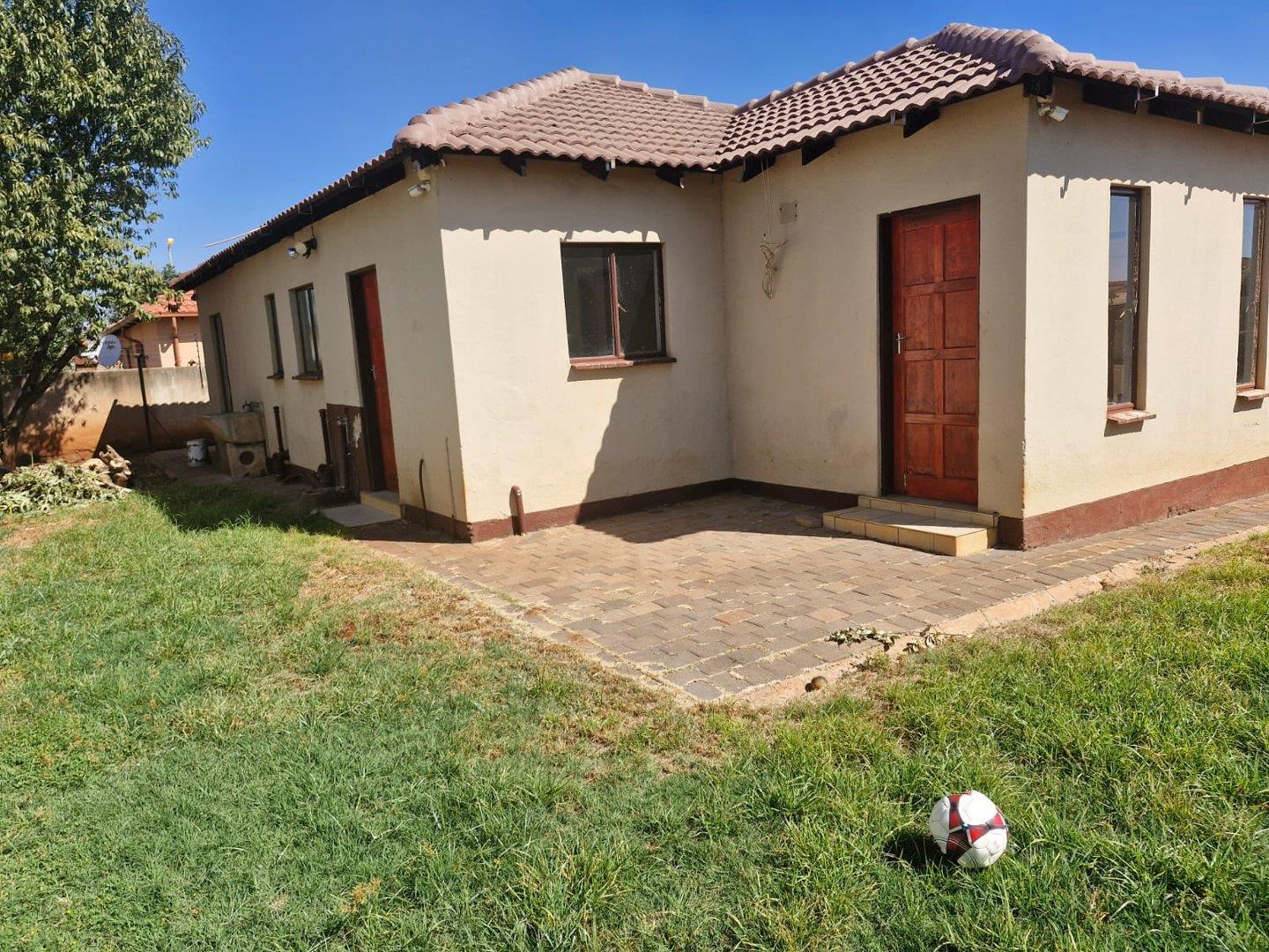 3 Bedroom House to rent in The Orchards P24114365472