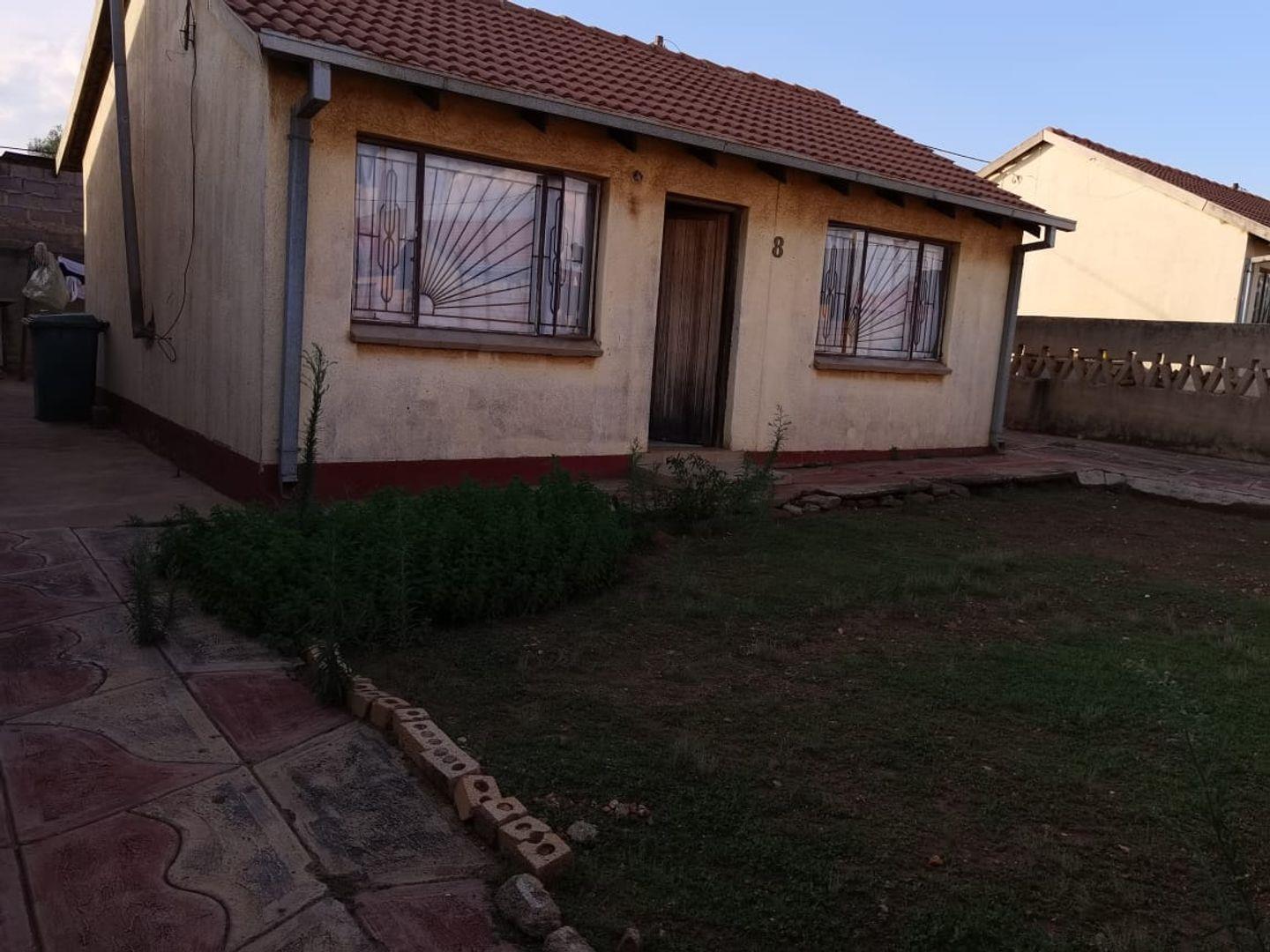 2 Bedroom House for sale in Stretford P24114365527