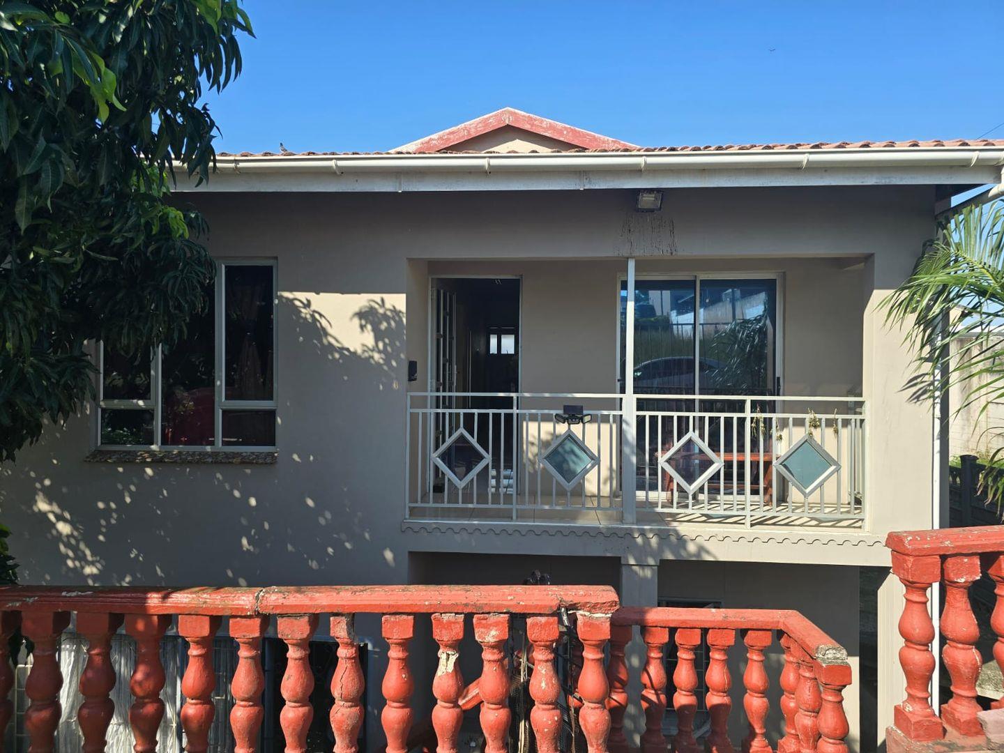 6 Bedroom House for sale in Northcroft P24114365647