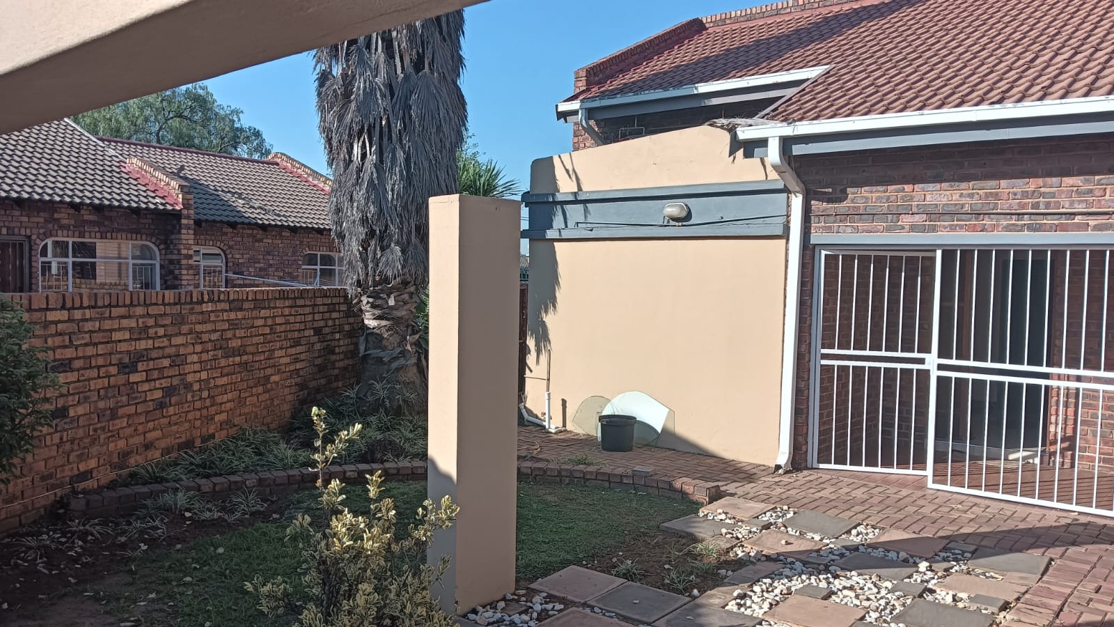 Apartment / flat to rent in Arcon Park P24114365697