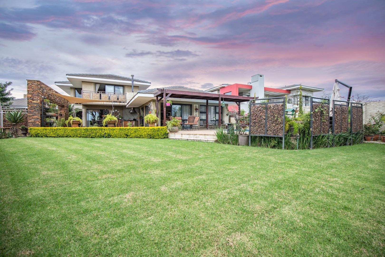 3 Bedroom House for sale in Lombardy Estate 275 Oristano Street P24