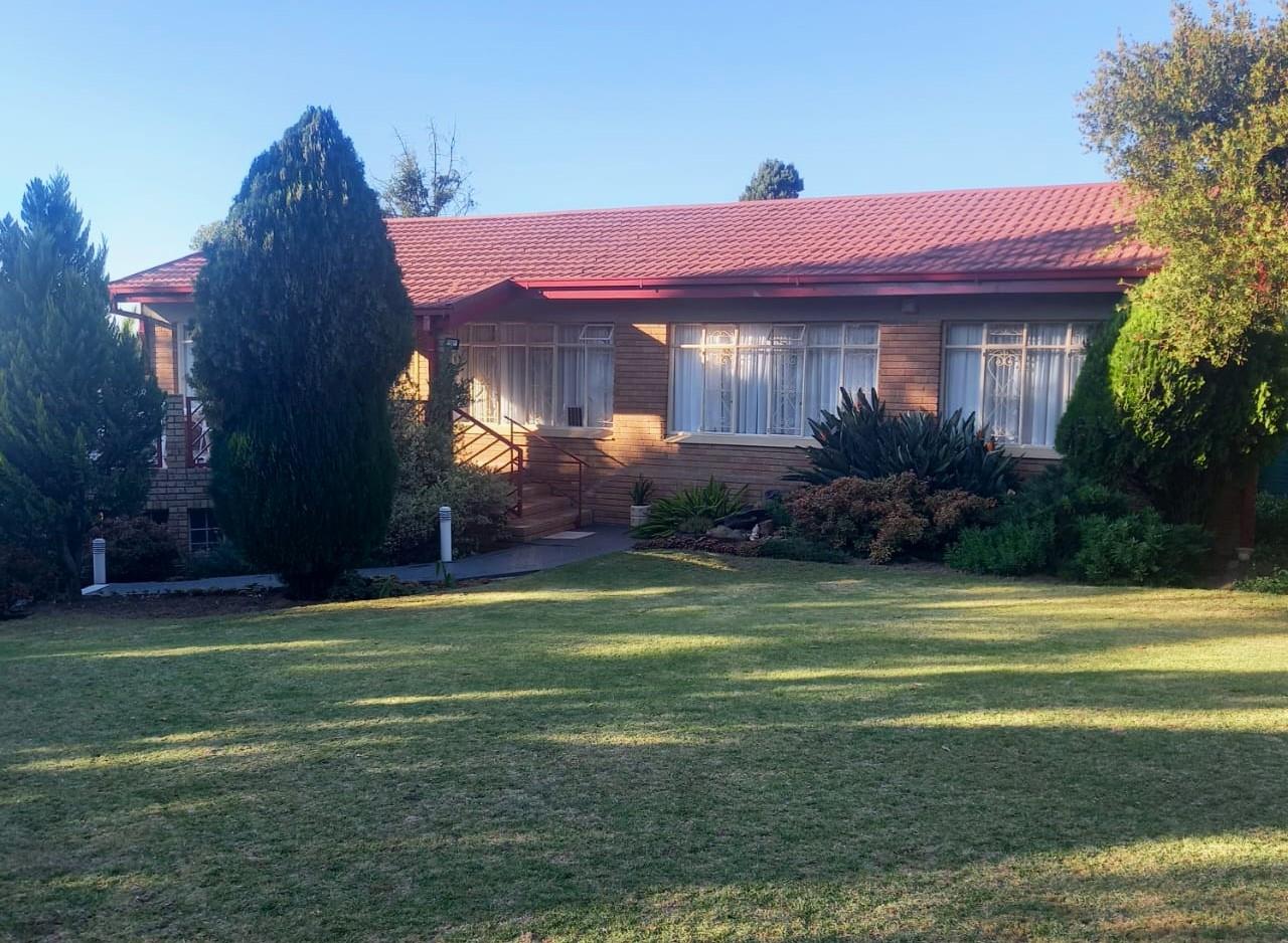 3 Bedroom House for sale in Reitz P24113784734