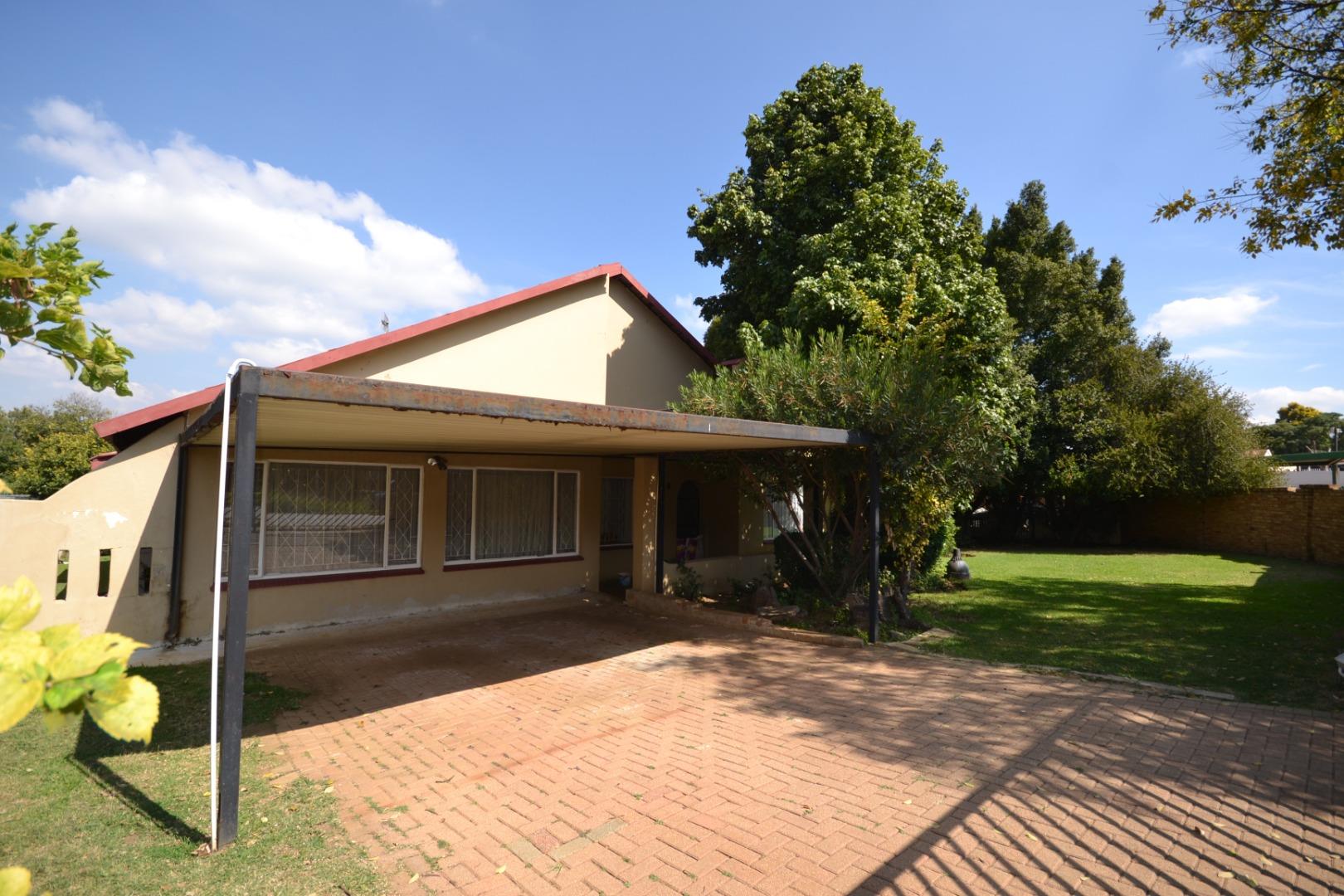 4 Bedroom House for sale in Mulbarton 48 The Broads P24114347363