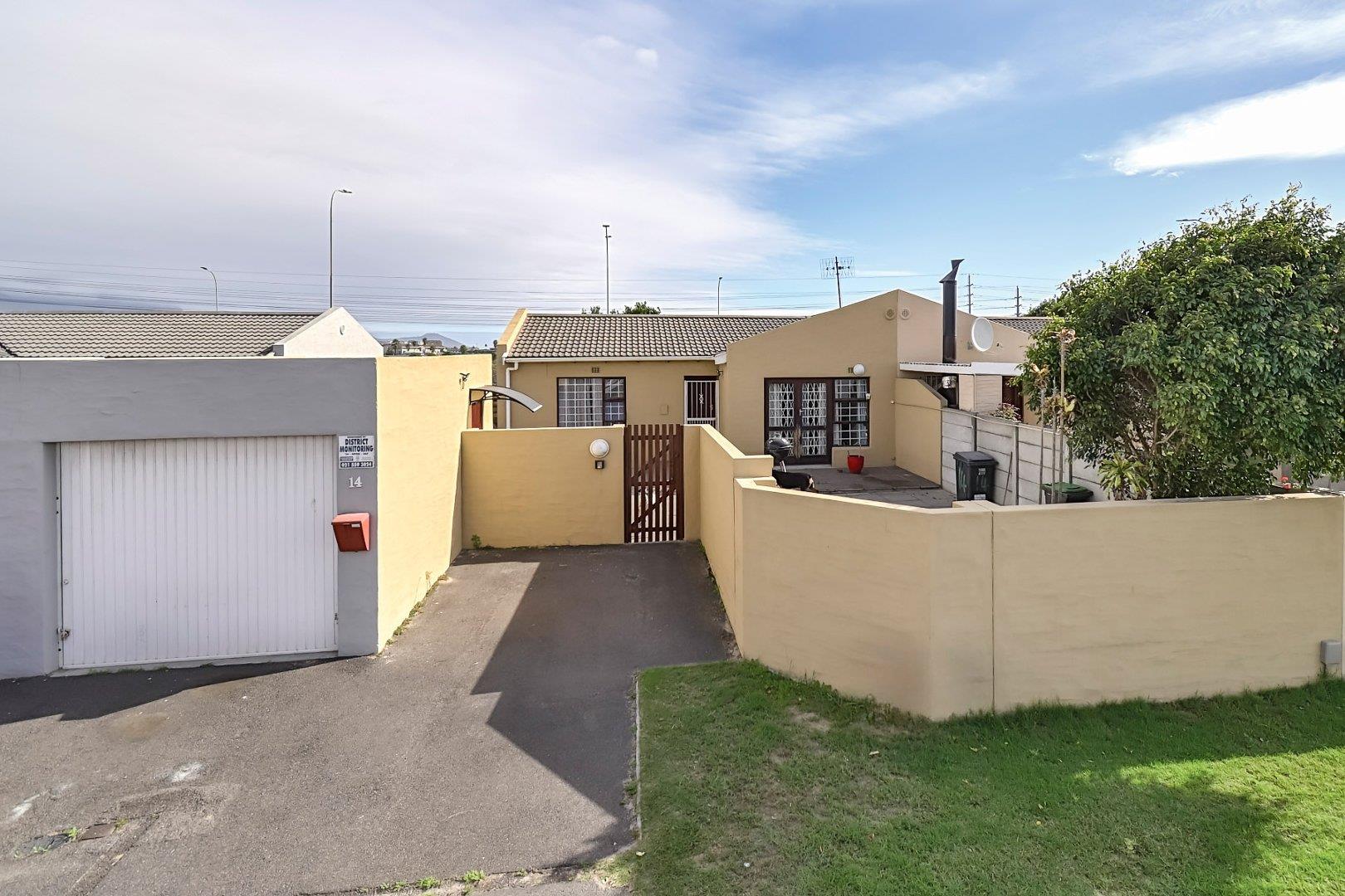 Edgemead Property Property and houses for sale in Edgemead