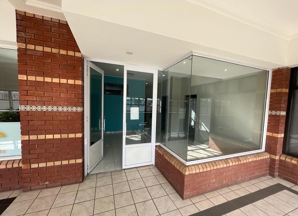 Commercial property to rent in Lakefield 106 Lakefield Avenue P24