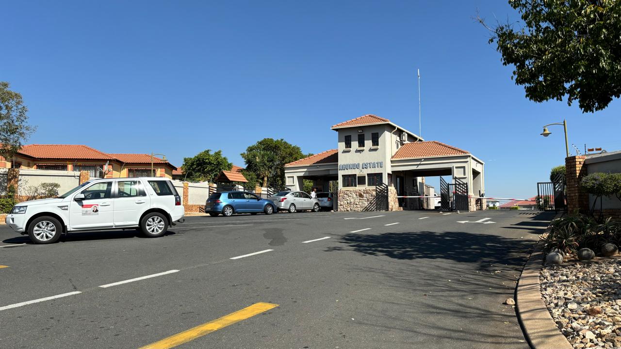 2 Bedroom Apartment / flat for sale in Arundo Estate 184 Arundo