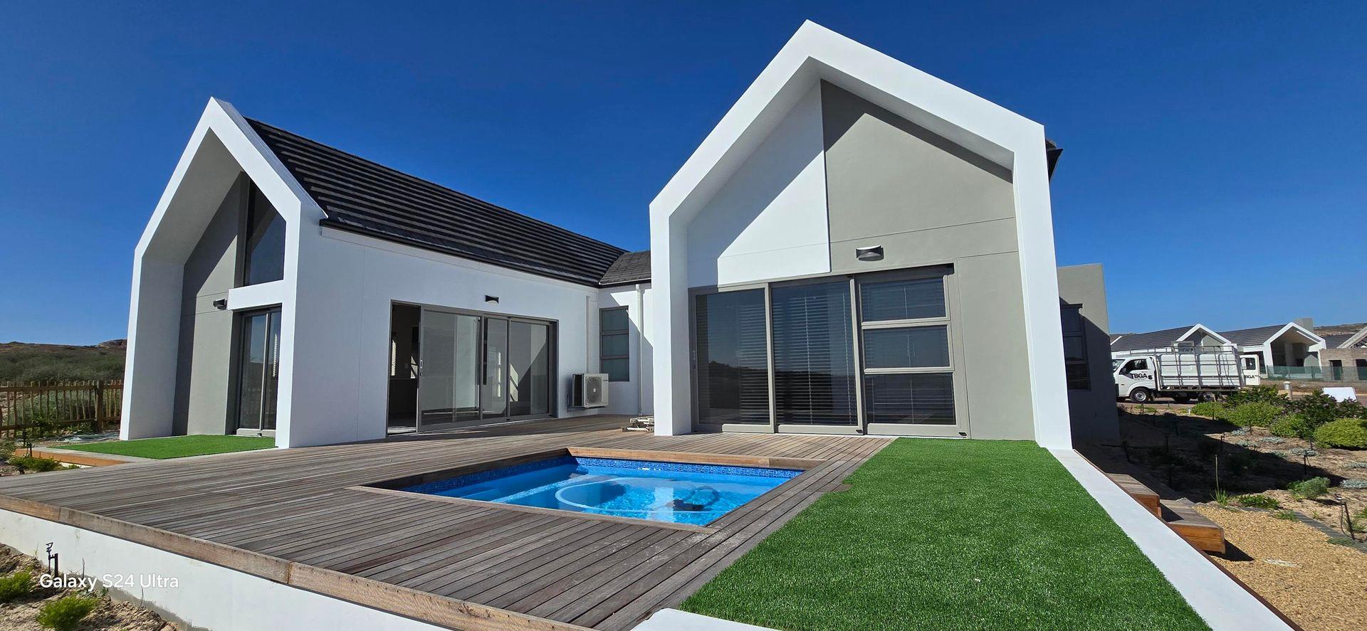 3 Bedroom House for sale in Langebaan Country Estate P24114370361