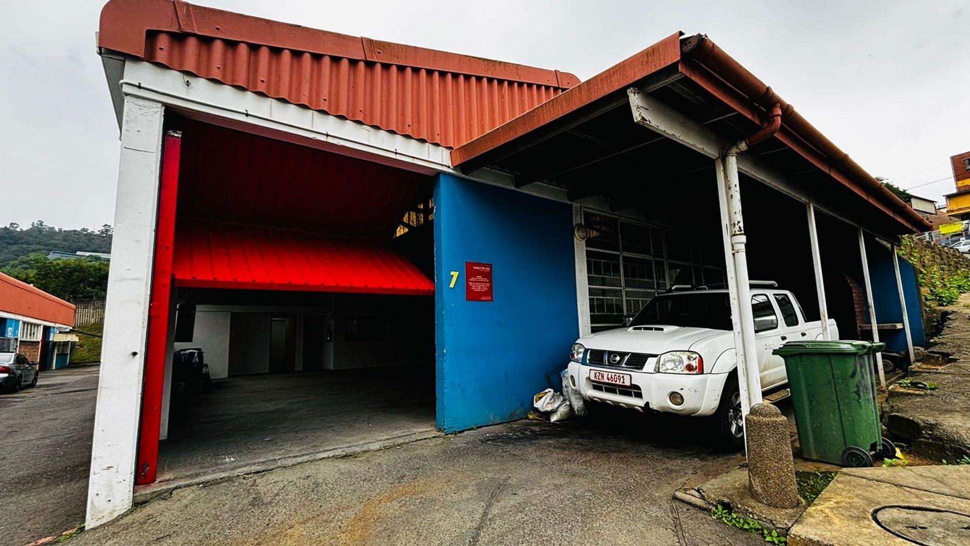 Commercial property to rent in Queensmead Industria P24114371366